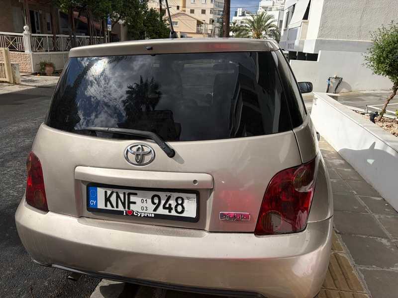 Toyota Ist 1,3L 2003