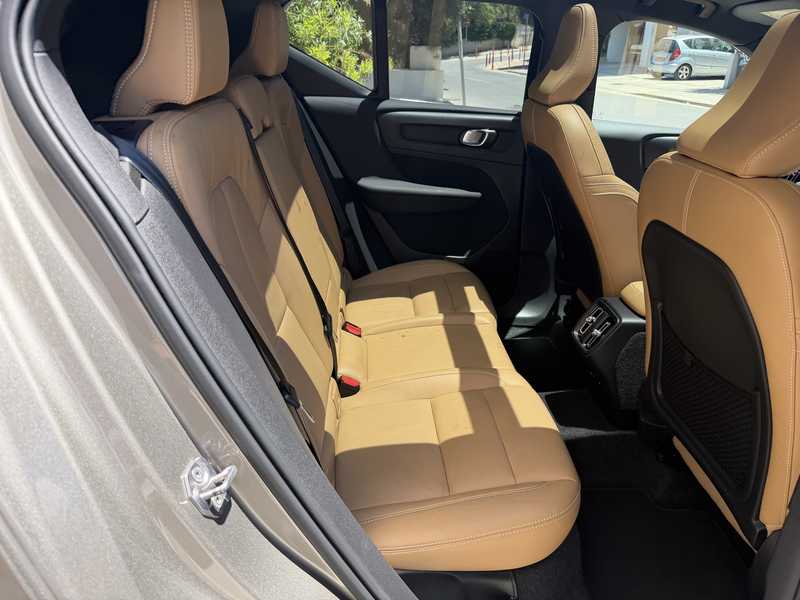 2022 Volvo XC40 2,0L 2022 Cyprus