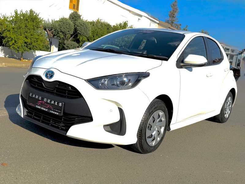 2022 Toyota Yaris 1,5L 2022 Cyprus