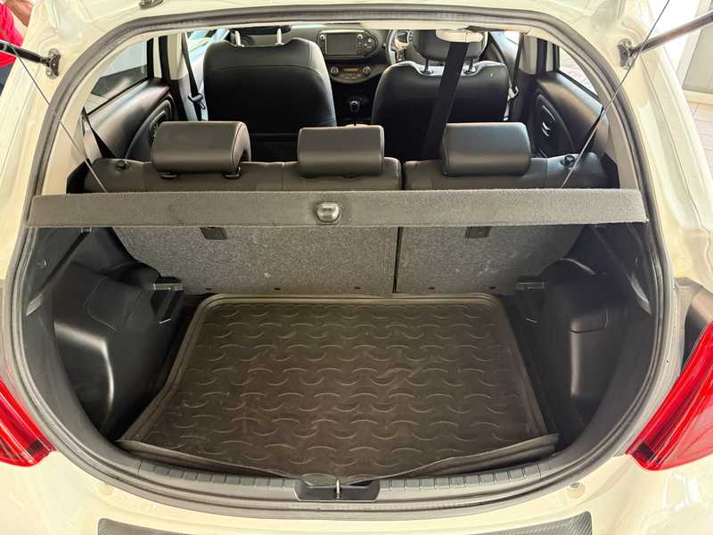 2016 Toyota Yaris 1,5L 2016 Cyprus