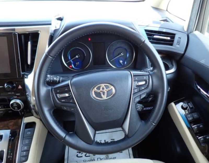 2022 Toyota Alphard 2,5L 2022 Cyprus