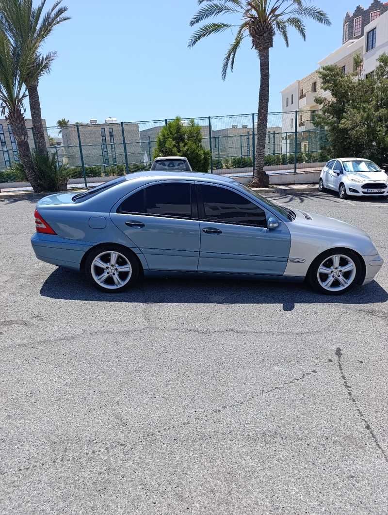 2001 Mercedes-Benz C-Class 2,0L 2001 Cyprus