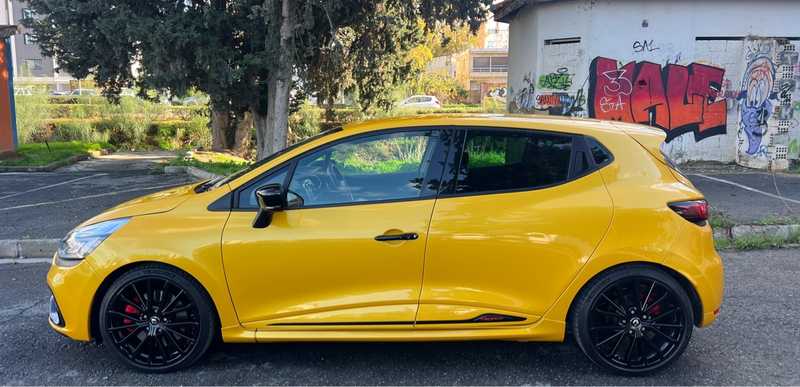 2019 Renault Clio 1,6L 2019 Cyprus