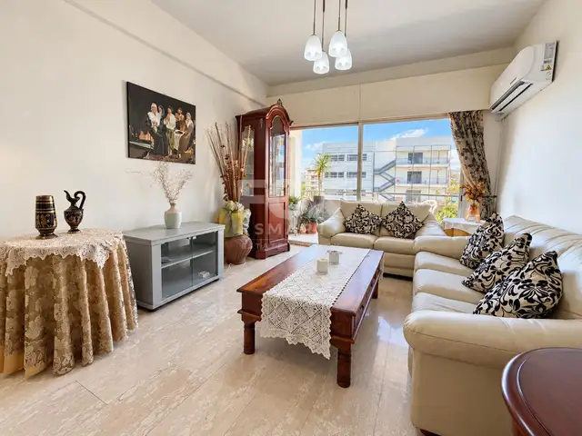 3-bedroom apartment for sale, Limassol — Limassol - Mesa Geitonia