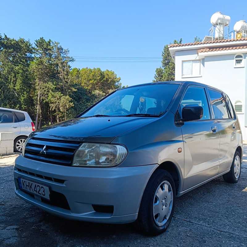 Mitsubishi Dingo 1,3L 2001