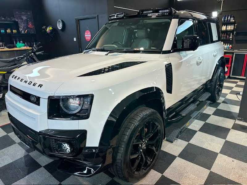 2023 Land Rover Defender 3,0L 2023 Cyprus