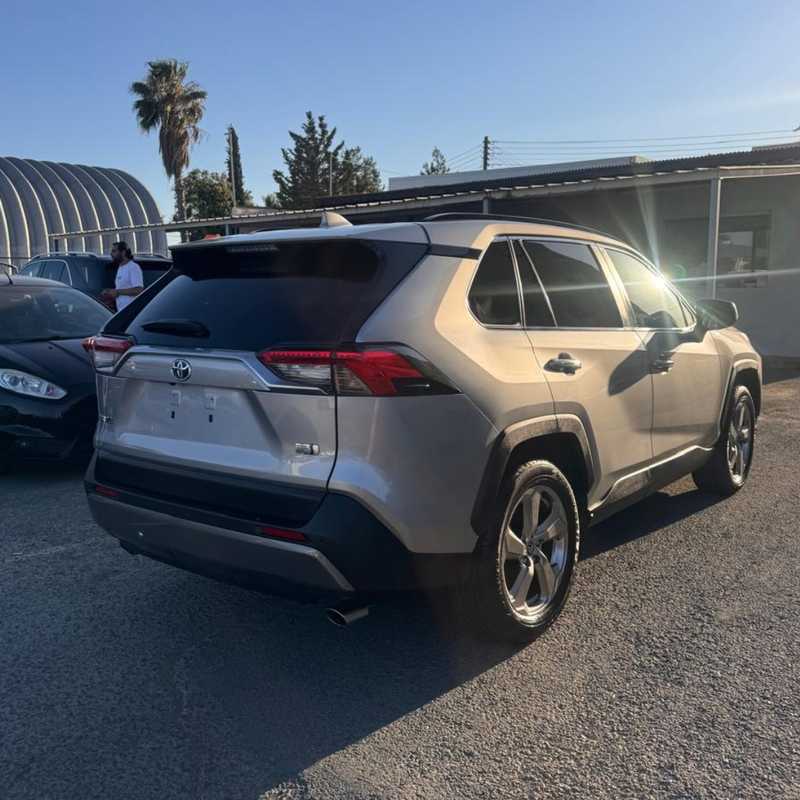 2021 Toyota RAV4 2,5L 2021 Cyprus