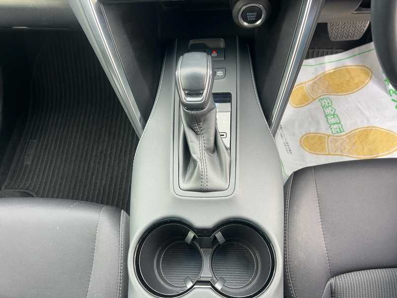 2022 Toyota Harrier 2,0L 2022 Cyprus