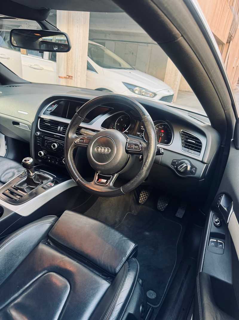 2011 Audi A5 2,0L 2011 Cyprus