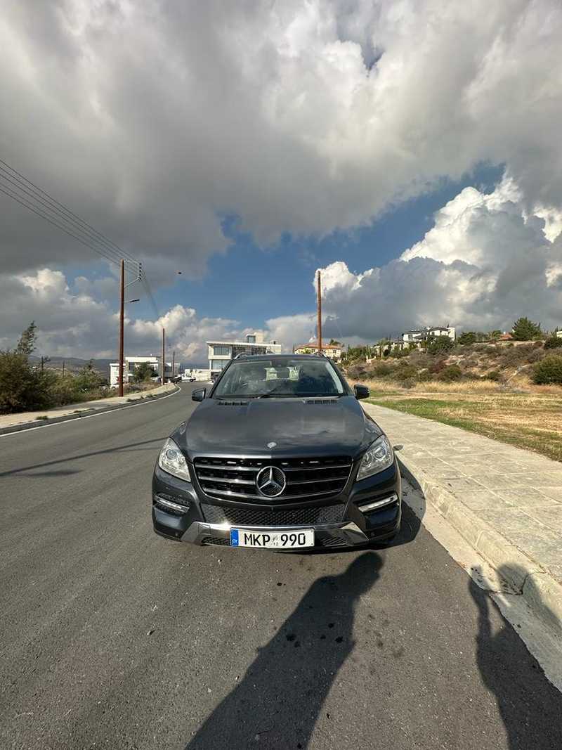 Mercedes-Benz M-Class 2,5L 2012