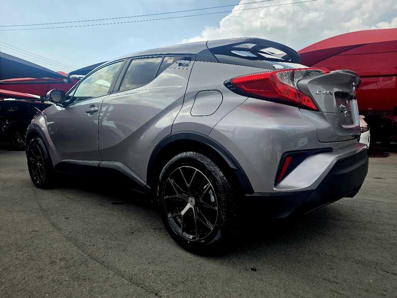 2022 Toyota C-HR 1,8L 2022 Cyprus