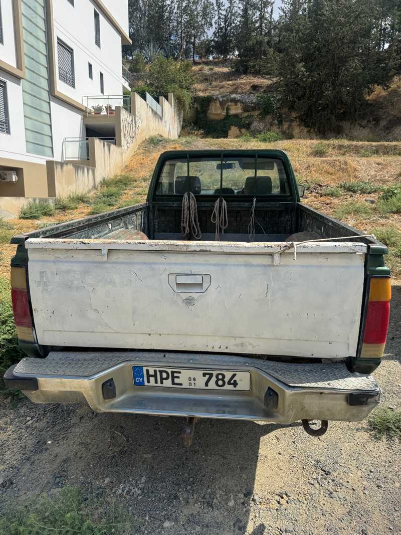 2002 Nissan Navara 2,5L 2002 Cyprus