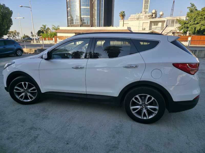 2013 Hyundai Santa Fe 2,2L 2013 Cyprus