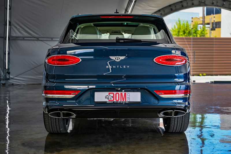 2021 Bentley Bentayga 4,0L 2021 Cyprus
