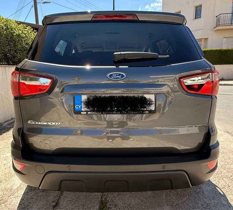 2019 Ford Escort 8,0L 2019 Cyprus