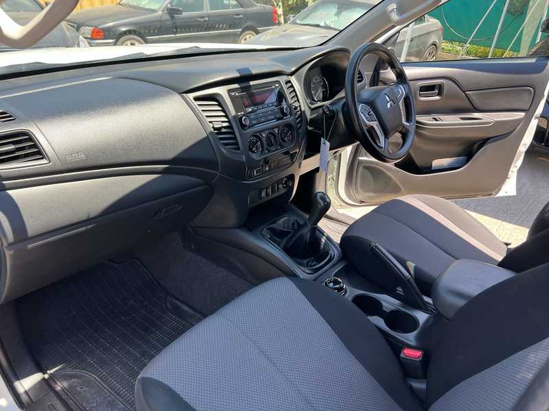 2020 Mitsubishi L200 2,3L 2020 Cyprus