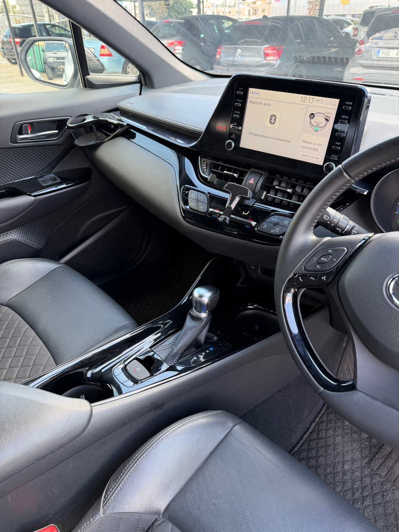 2022 Toyota C-HR 1,8L 2022 Cyprus