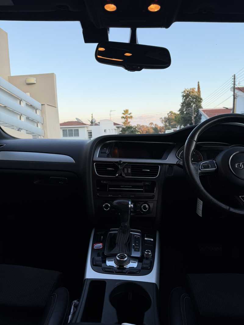 2013 Audi A4 2,0L 2013 Cyprus