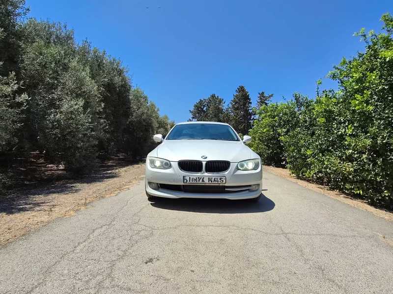 2011 BMW 3-Series 2,0L 2011 Cyprus