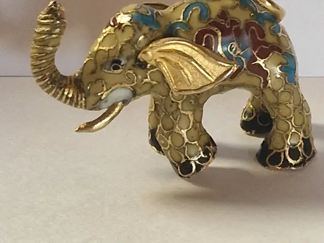 Vintage διακοσμητικός ελέφαντας cloisonne σμάλτο, Επαρχία Λευκωσίας — Στρόβολος - Εθνομαρτ Κυπριανός
