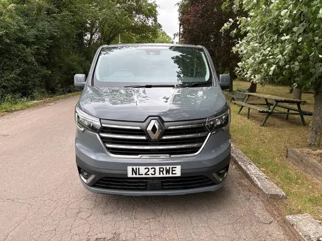 Renault Traffic 2,0L 2023, Limassol — Limassol - Agios Nektarios - 4