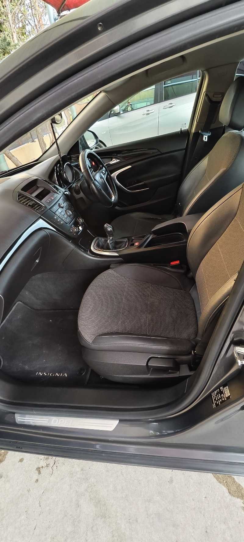 2010 Opel, Vauxhall Insignia 1,6L 2010 Cyprus