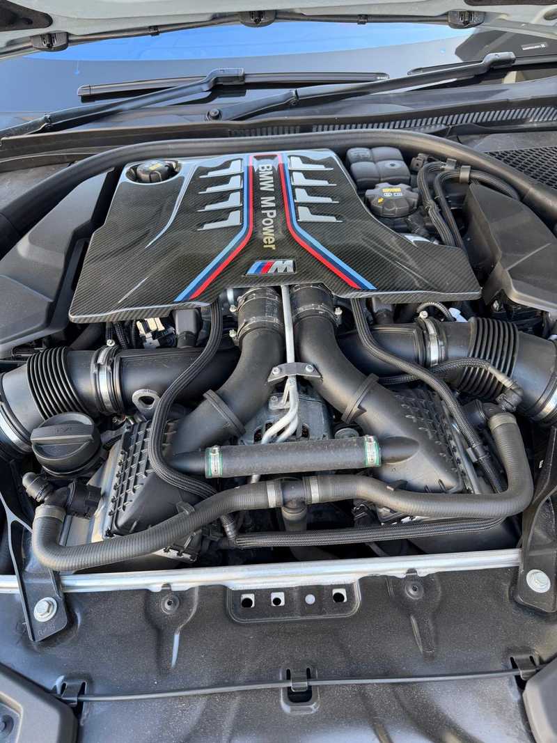 2022 BMW M8 4,4L 2022 Cyprus