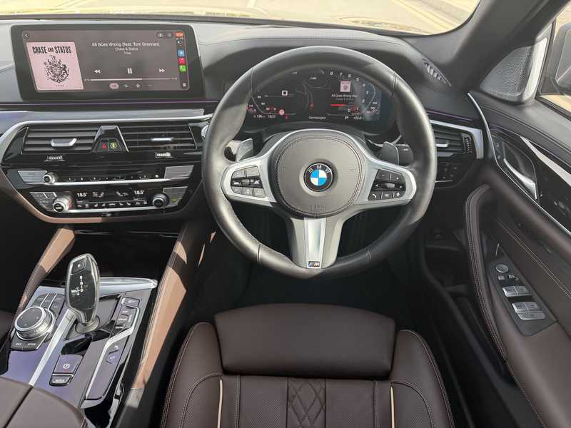 2022 BMW 5-Series 4,4L 2022 Cyprus