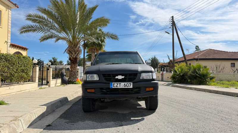 1999 Chevrolet Luv 2,8L 1999 Cyprus