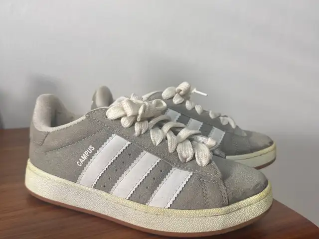 Adidas campus grey, Επαρχία Λάρνακας — Ξυλοφάγου
