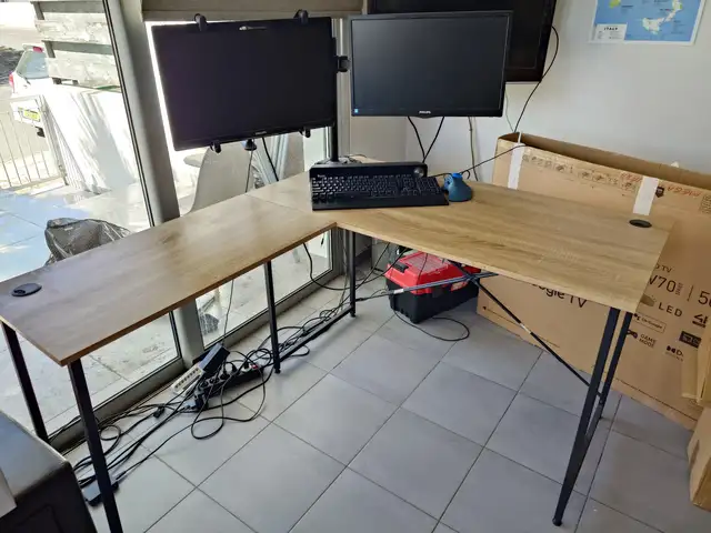 Computer desk student, Larnaca — Drosia