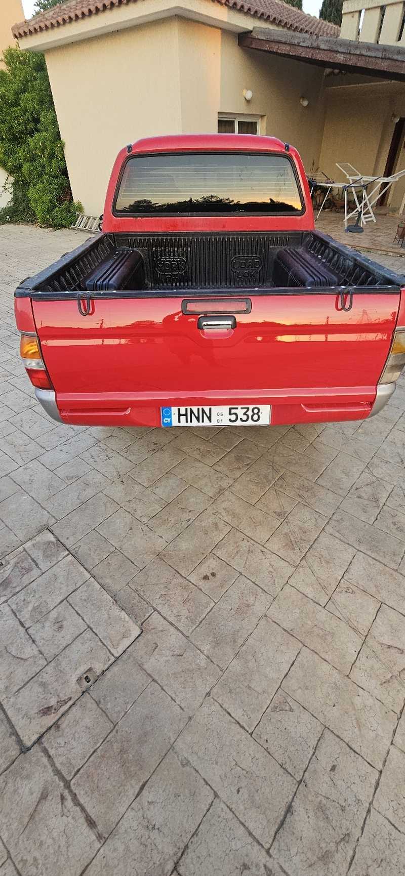 2001 Mitsubishi L200 2,5L 2001 Cyprus