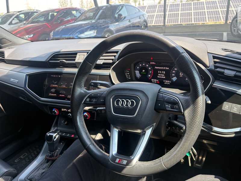 2021 Audi Q3 1,5L 2021 Cyprus
