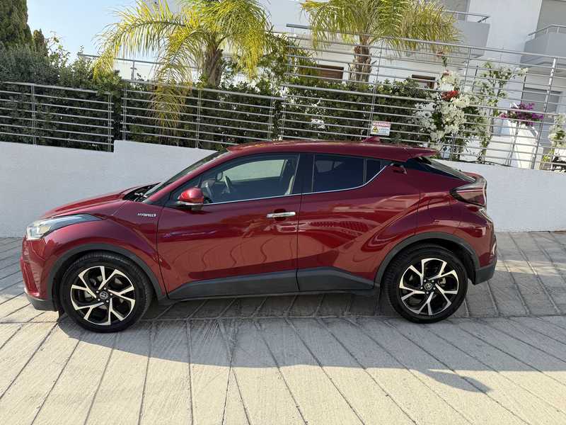 2017 Toyota C-HR 1,8L 2017 Cyprus