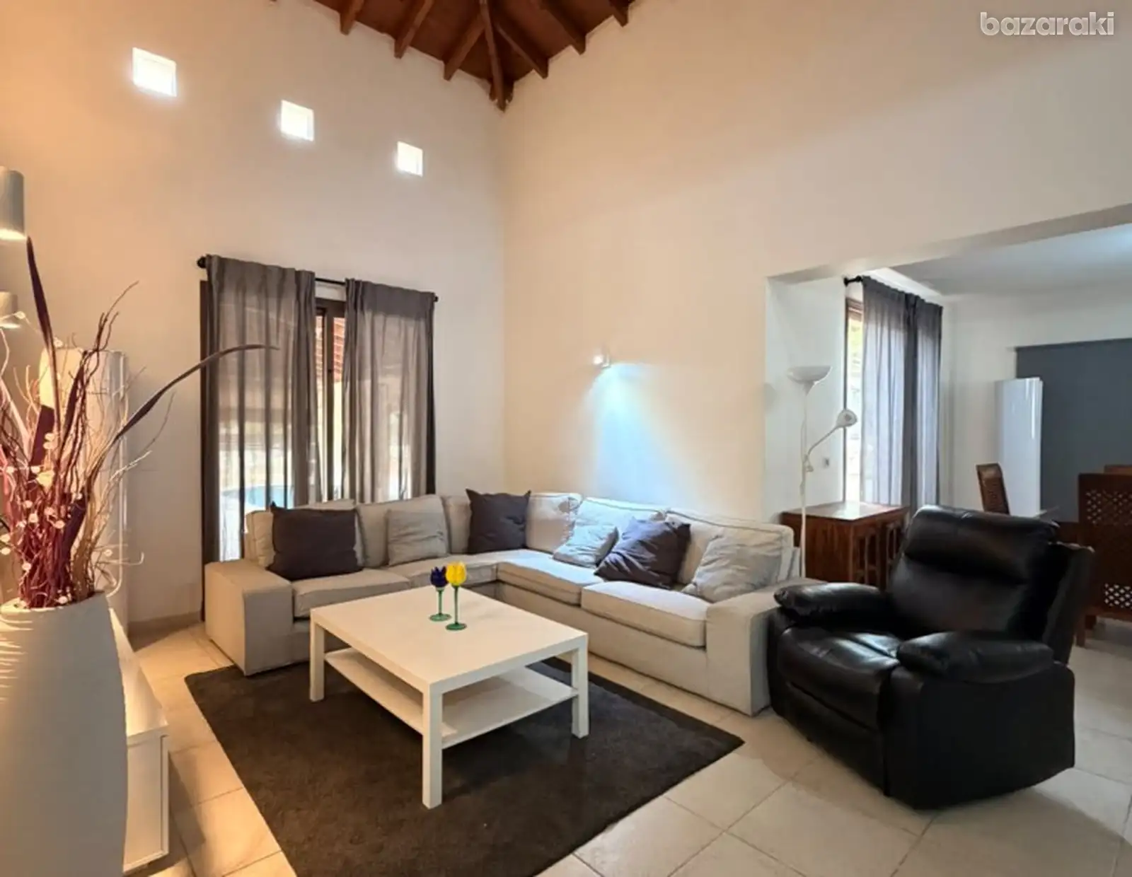 House, 3 bedrooms — 9