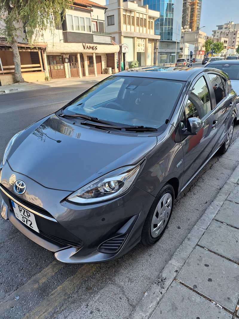 Toyota Aqua 1,5L 2020