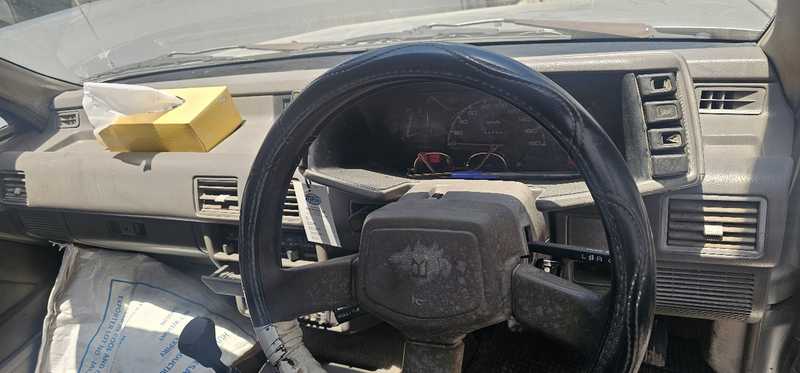 Isuzu Pick-up 2,5L 1989