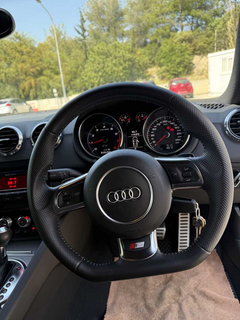 2013 Audi TT 2,0L 2013 Cyprus