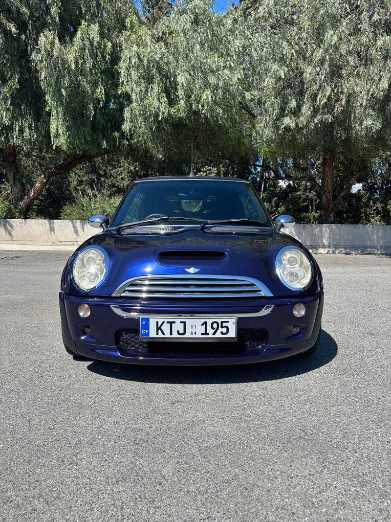 2004 Mini Convertible 1,6L 2004 Cyprus