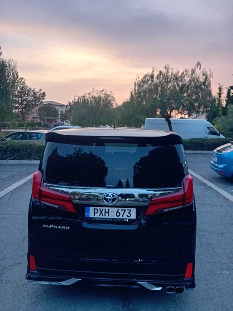 2023 Toyota Alphard 2,5L 2023 Cyprus
