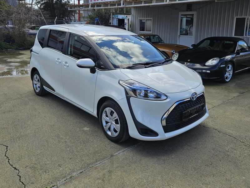Toyota Sienta 1,5L 2021