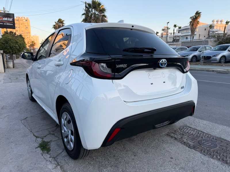 2022 Toyota Yaris 1,5L 2022 Cyprus
