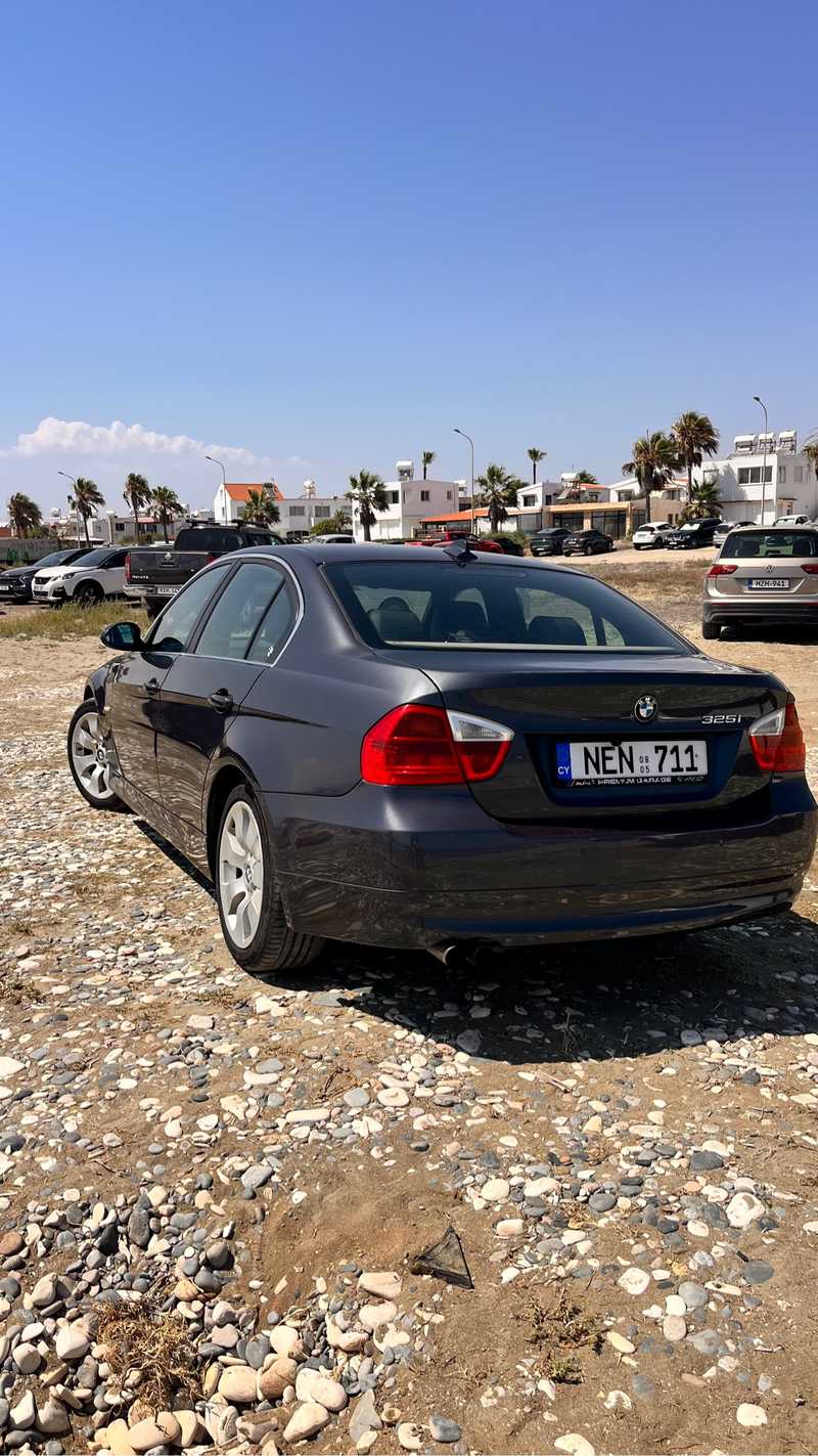 BMW 3-Series 2,5L 2005