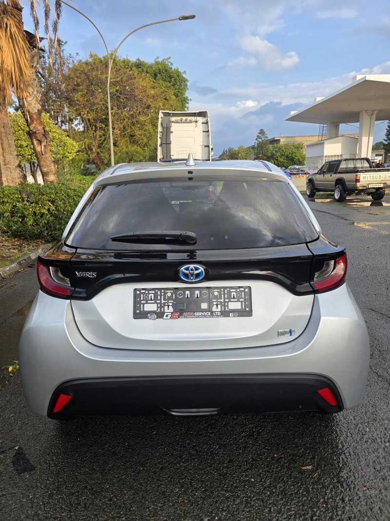 2022 Toyota Yaris 1,5L 2022 Cyprus