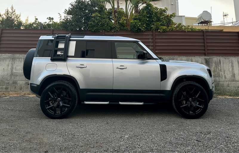 2023 Land Rover Defender 3,0L 2023 Cyprus
