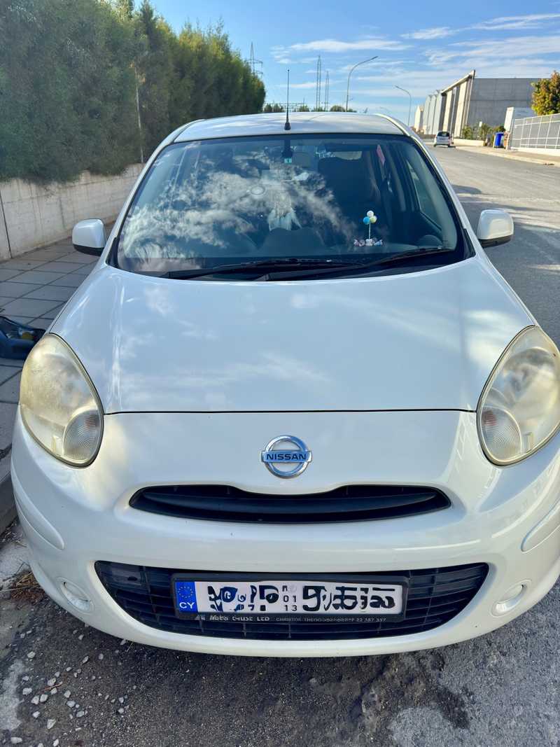 Nissan March 1,2L 2013