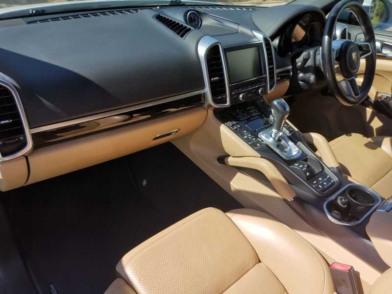 Porsche Cayenne 3,0L 2015