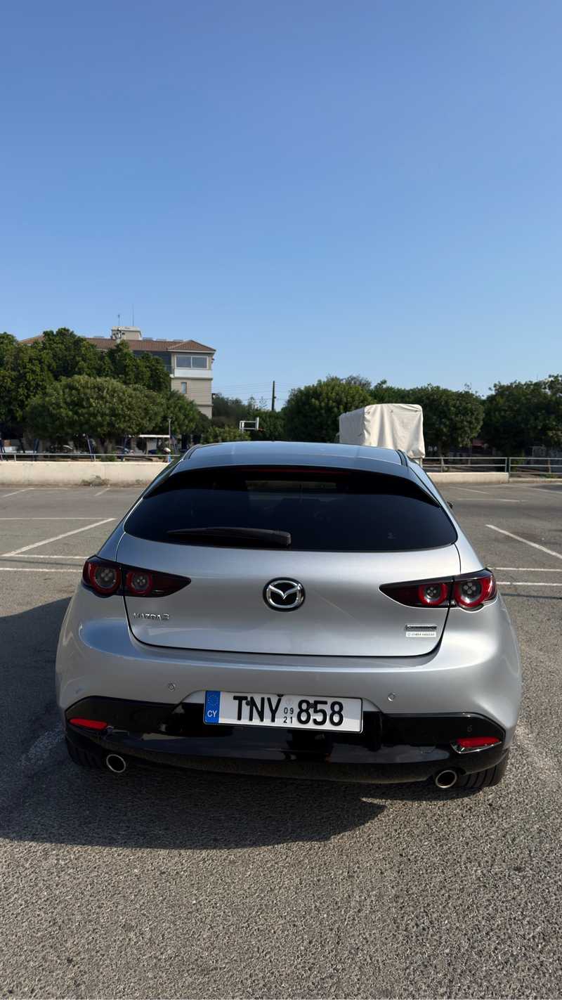 Mazda 3 1,5L 2022