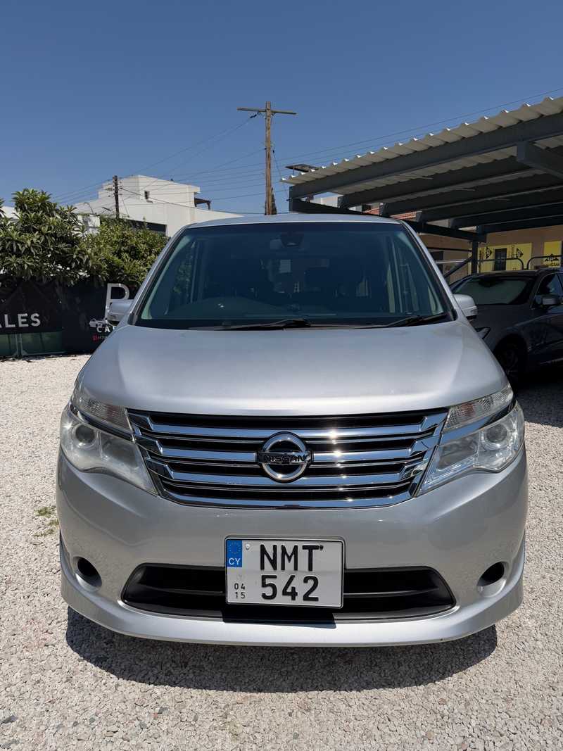 2015 Nissan Serena 2,0L 2015 Cyprus