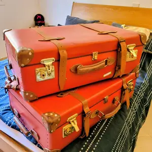 Pair of Genuine Globe-Trotter Luxury Luggage Trunks - Made in England, Paphos — Paphos - Universal